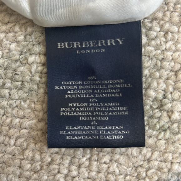 Burberry London blue label mini skirt blue and cream - Picture 3 of 3